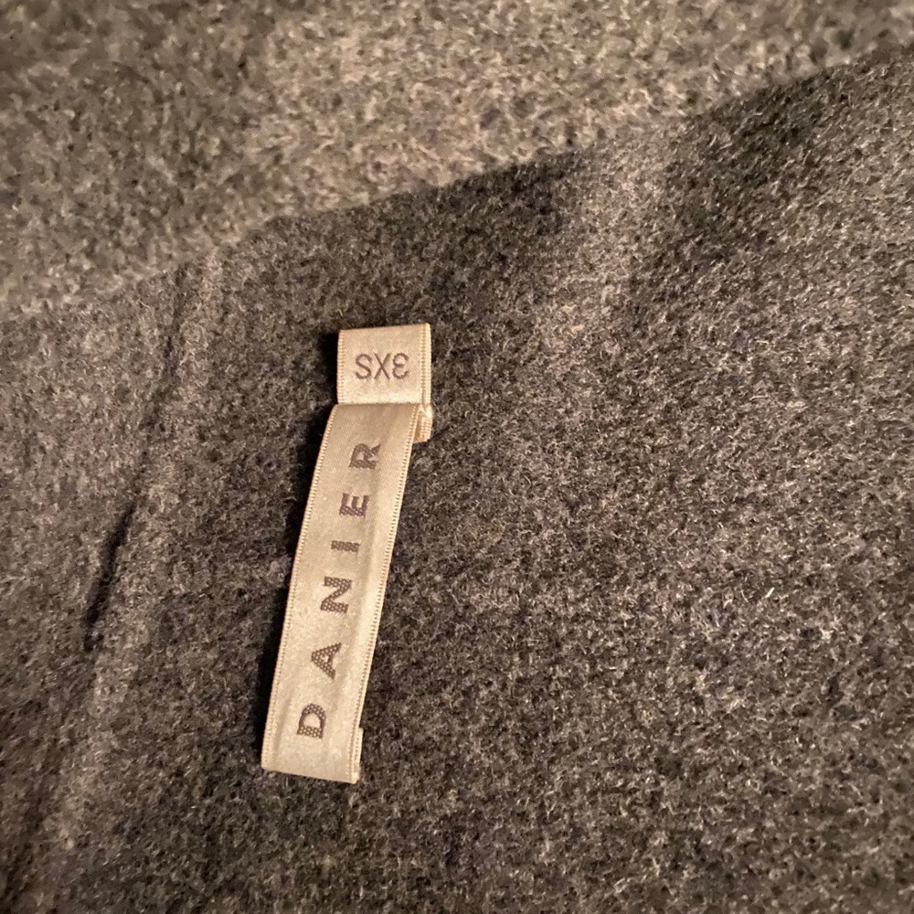 Danier Jacket - Picture 3 of 4